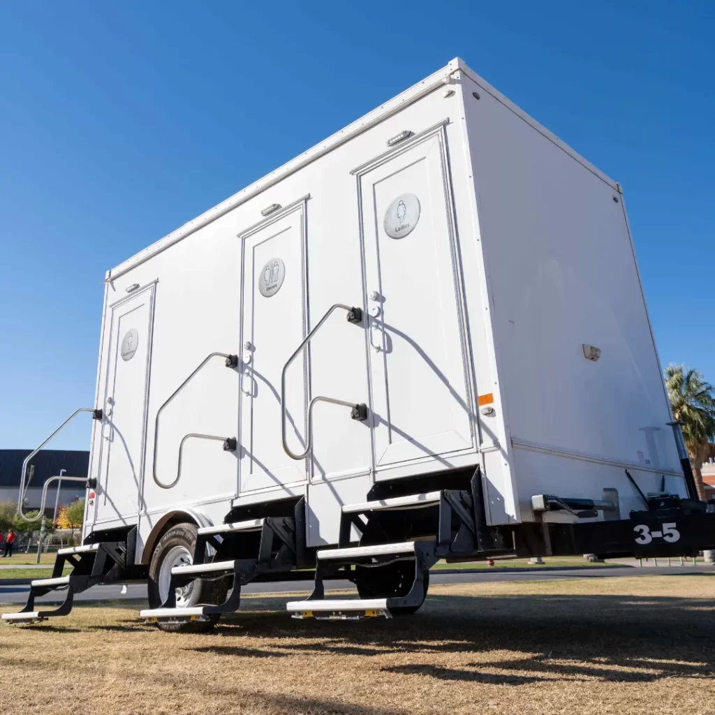 Stamback Services VIP restroom trailer exterior